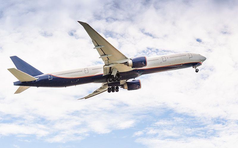 周黑鸭锁鲜装鸭翅经过深圳外贸物流快送到斯洛文尼亚 周黑鸭锁鲜装鸭翅经过深圳外贸物流快送到斯洛文尼亚