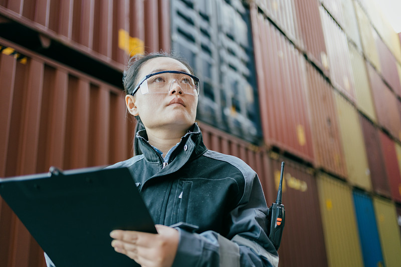 半导体器件经过中国上海国际运输配送至沙特阿拉伯吉达 半导体器件经过中国上海国际运输配送至沙特阿拉伯吉达