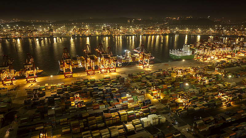 塑料制品借助中国上海跨国货运送到韩国首尔 塑料制品借助中国上海跨国货运送到韩国首尔