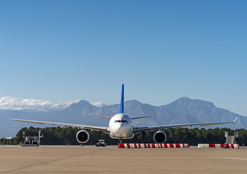 武术服装经过珠海环球货运派送至荷兰 武术服装经过珠海环球货运派送至荷兰