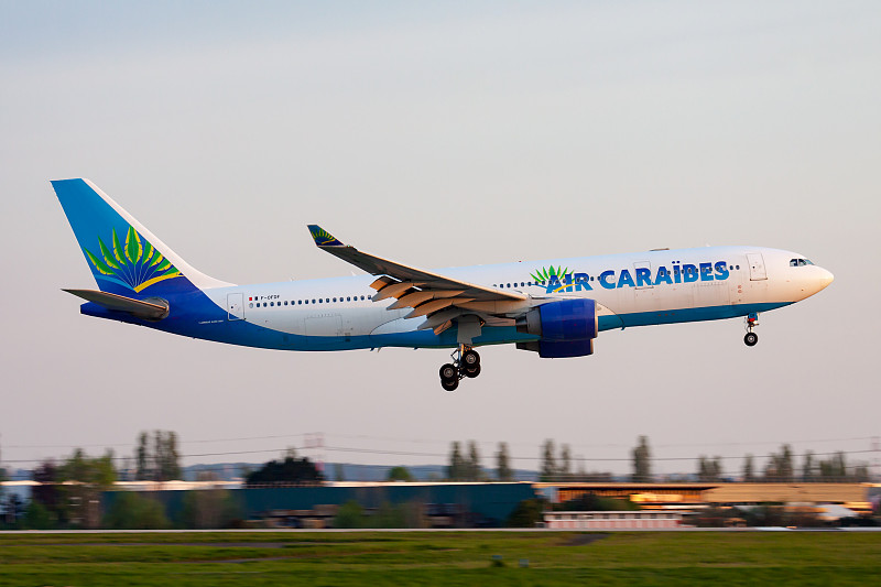 电磁炉采用东莞环球货运快速送达西班牙 电磁炉采用东莞环球货运快速送达西班牙