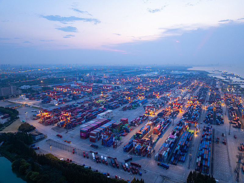 榨汁机/原汁机运用广东深圳国际物流快递至阿联酋迪拜 榨汁机/原汁机运用广东深圳国际物流快递至阿联酋迪拜