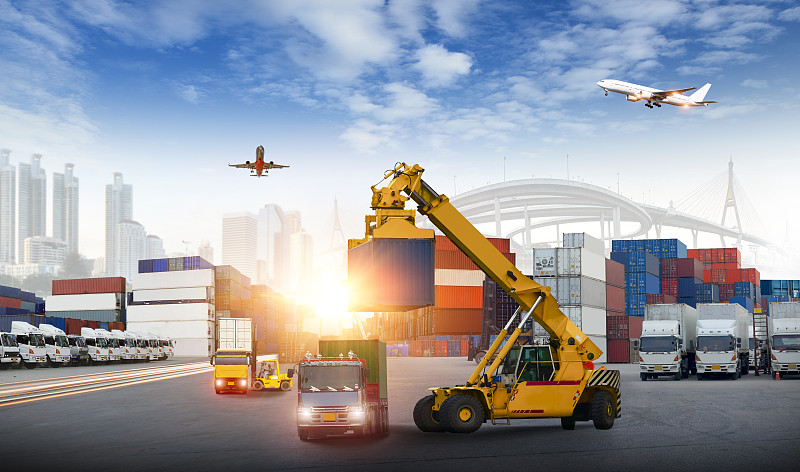 百雀羚面霜经过佛山环球货运快速送达加拿大