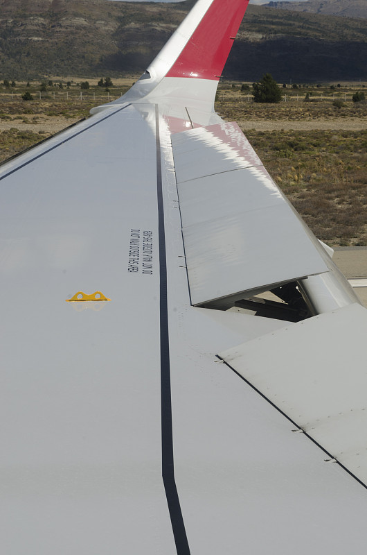 手机直播设备使用江苏苏州全球物流高效送达阿联酋迪拜 手机直播设备使用江苏苏州全球物流高效送达阿联酋迪拜