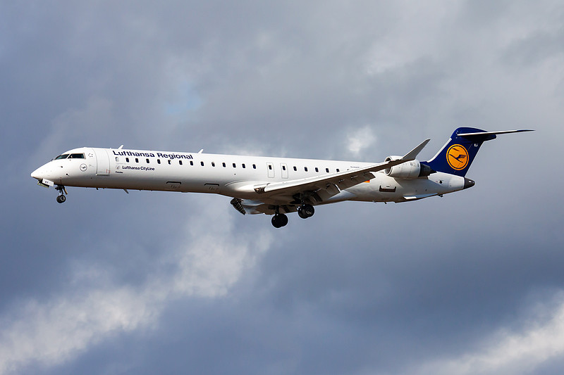 荧光笔采取深圳跨境物流快速送达意大利