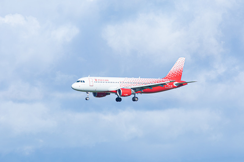 手机防水袋通过东莞全球物流准时送达拉脱维亚 手机防水袋通过东莞全球物流准时送达拉脱维亚