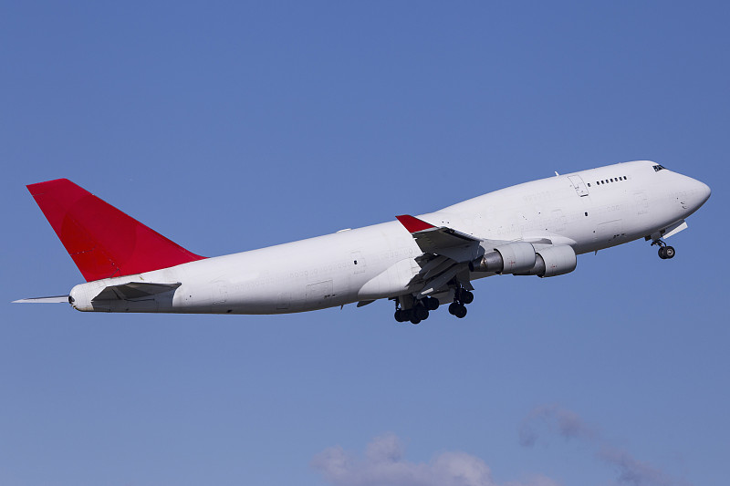 发电设备借用浙江宁波环球货运运抵荷兰鹿特丹 发电设备借用浙江宁波环球货运运抵荷兰鹿特丹