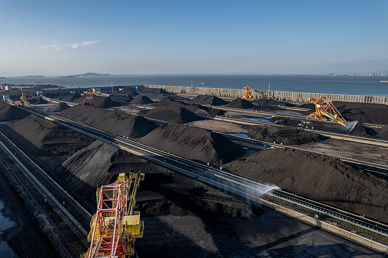 镀锌带钢使用河北唐山跨境物流运抵日本东京