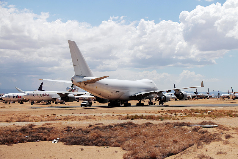 电气设备(发电机、起动机、点火系统)采用甘肃兰州环球货运运送至印度尼西亚雅加达 电气设备(发电机、起动机、点火系统)采用甘肃兰州环球货运运送至印度尼西亚雅加达