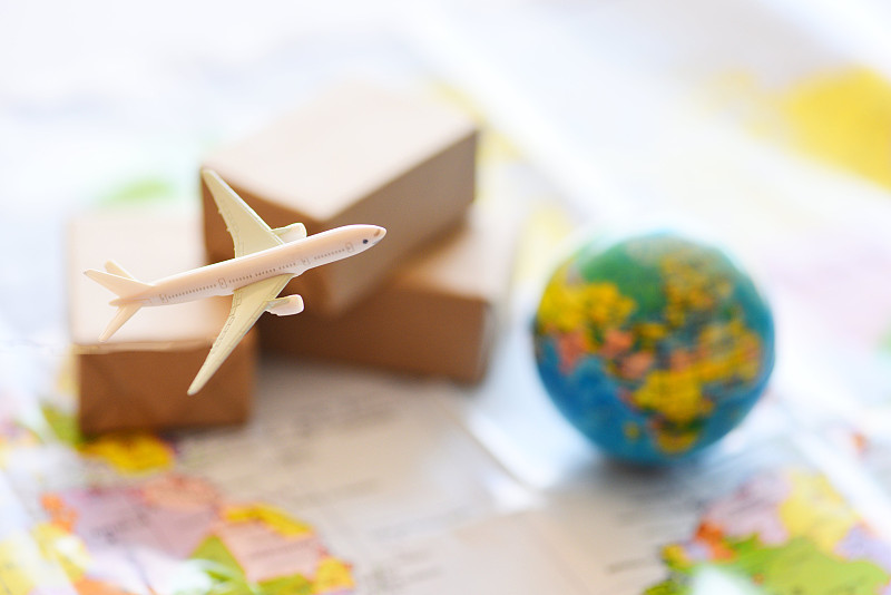 车载音乐播放器及存储卡经广东广州国际快递配送到荷兰海牙