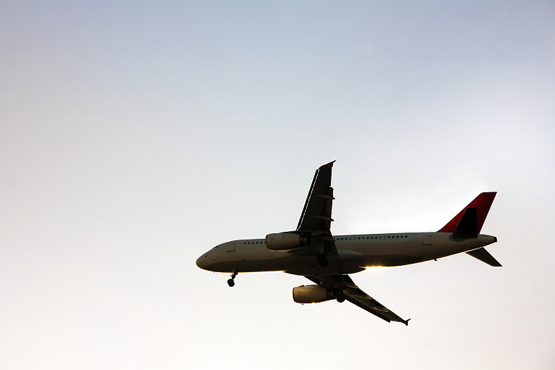 电动牙刷使用江苏南京全球物流及时送达荷兰鹿特丹