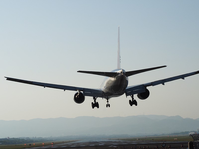 化妆刷清洁盒使用广州国际物流高效送达加拿大 化妆刷清洁盒使用广州国际物流高效送达加拿大