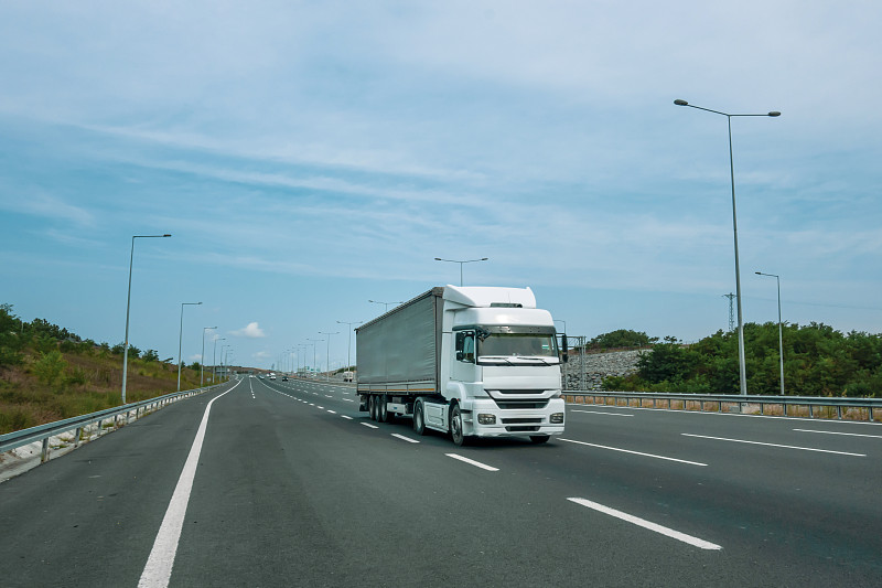 金属制品借助广东广州国际运输快送到英国费利克斯托 金属制品借助广东广州国际运输快送到英国费利克斯托