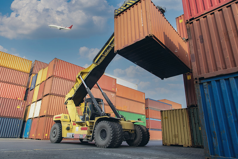 手提式电安全灯运用广东广州跨境物流配达韩国釜山 手提式电安全灯运用广东广州跨境物流配达韩国釜山