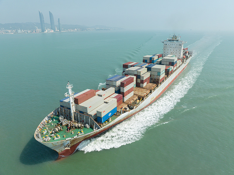 菜籽粕运用广西钦州跨境物流高效送达新加坡