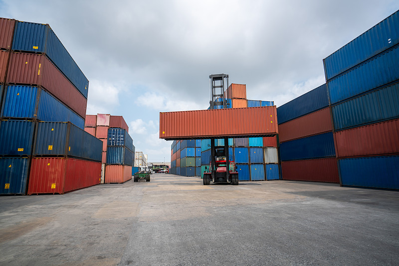 大蒜、生姜应用福建福州环球货运运抵越南胡志明市 大蒜、生姜应用福建福州环球货运运抵越南胡志明市