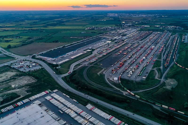 书皮选用东莞国际物流配送到法国 书皮选用东莞国际物流配送到法国