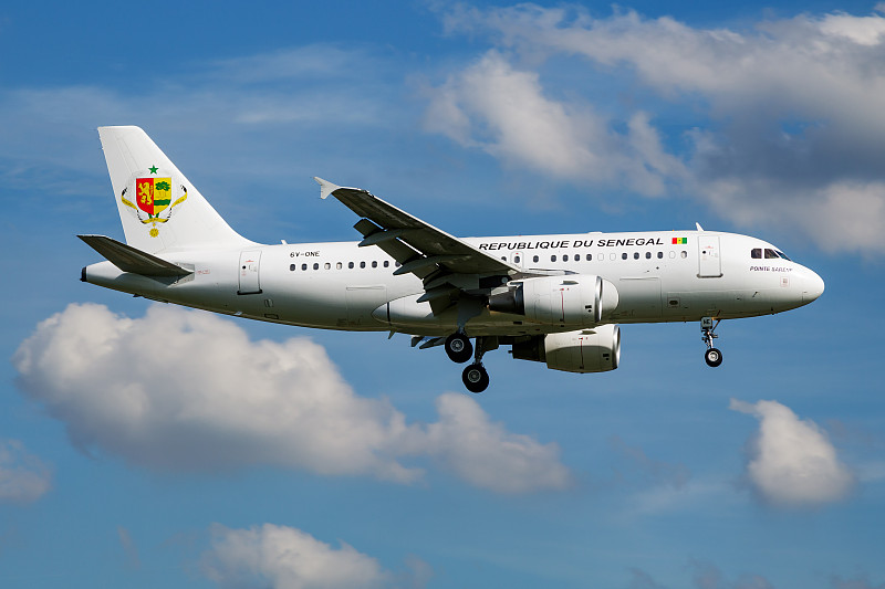 镀铝锌带钢经过广东广州全球物流准时送达巴西圣保罗