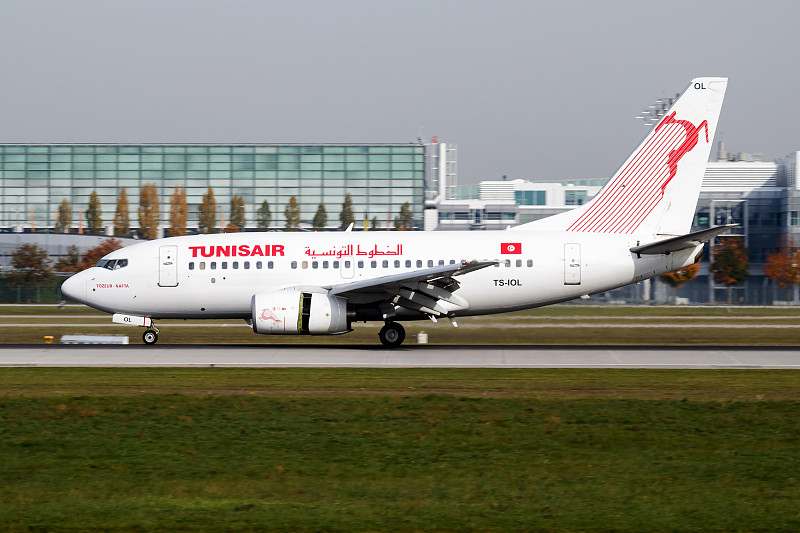 卡姿兰粉饼选用中山环球货运快送到荷兰