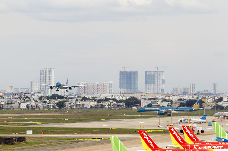 木制储藏柜采用山西太原国际物流派送至沙特阿拉伯吉达