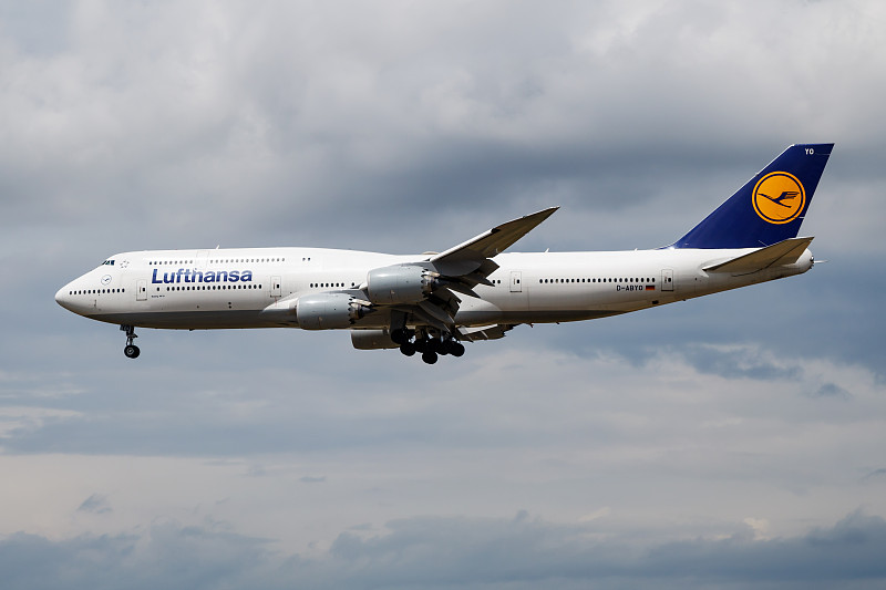 轴承、阀门采用中国福州加急空运配送到坦帕(Tampa)