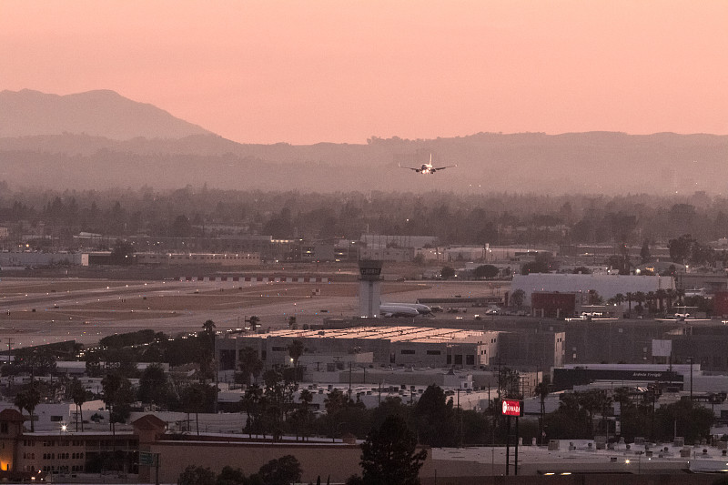 合肥至美国辛辛那提(Cincinnati)的不锈钢带使用优先空运11天内送达