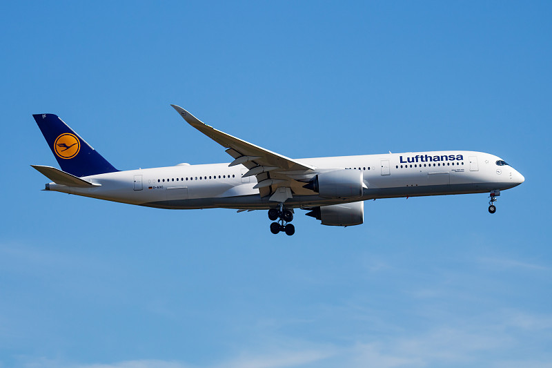 广州到堪萨斯城(KansasCity)的钢筘使用空运派送8天内速递到