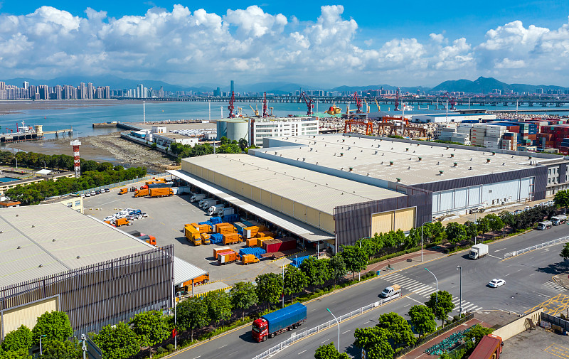 木制文具借助厦门海空联运发往诺克斯维尔