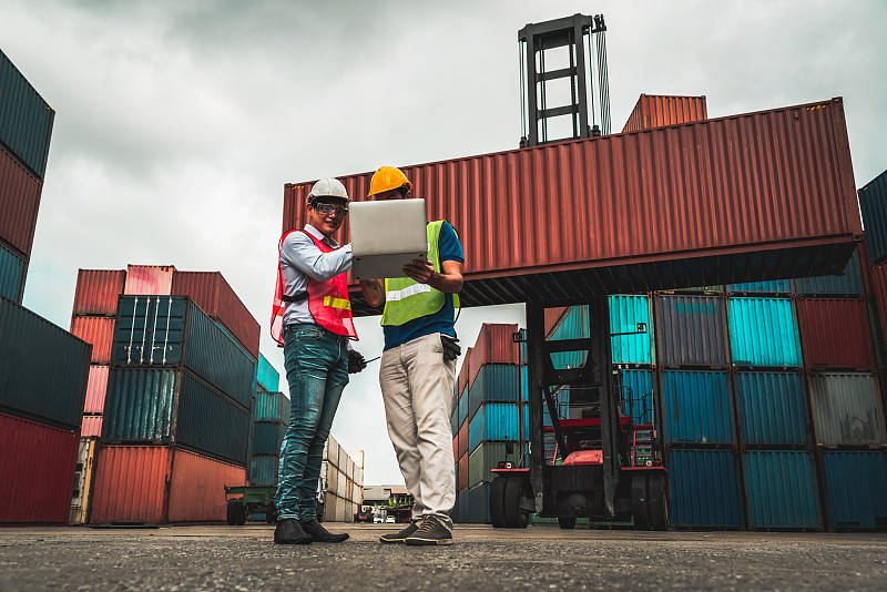 中国广州锂电池使用加急空运8天内送到拉皮德城(RapidCity)