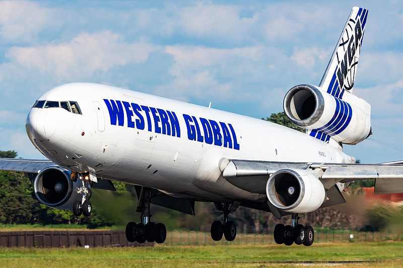 医疗设备通过中国大连经济空运配送到罗利(Raleigh) 医疗设备通过中国大连经济空运配送到罗利(Raleigh)