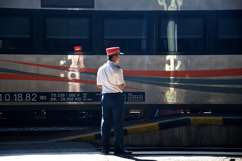 中国上海罗技视频会议摄像头采用空运15天配送到威尔明顿