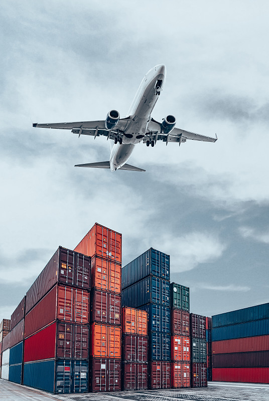 乌鲁木齐爱仕达不粘锅使用空海联运5天速递到曼彻斯特