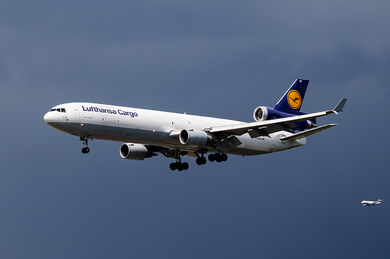 速冻食品采取中国深圳海上运输配达卡姆登