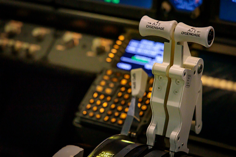 彩色涂层钢板通过中国哈尔滨国际空运专线速递到安克雷奇(Anchorage)