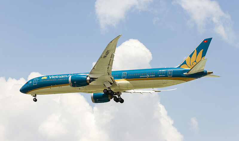 北京到朴茨茅斯(Portsmouth)的摩飞榨汁杯使用海空联运6天配送到