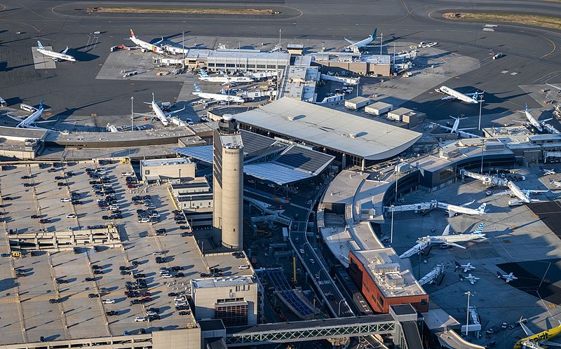 面霜利用中国西安国际航空货运送达美国长滩(LongBeach)