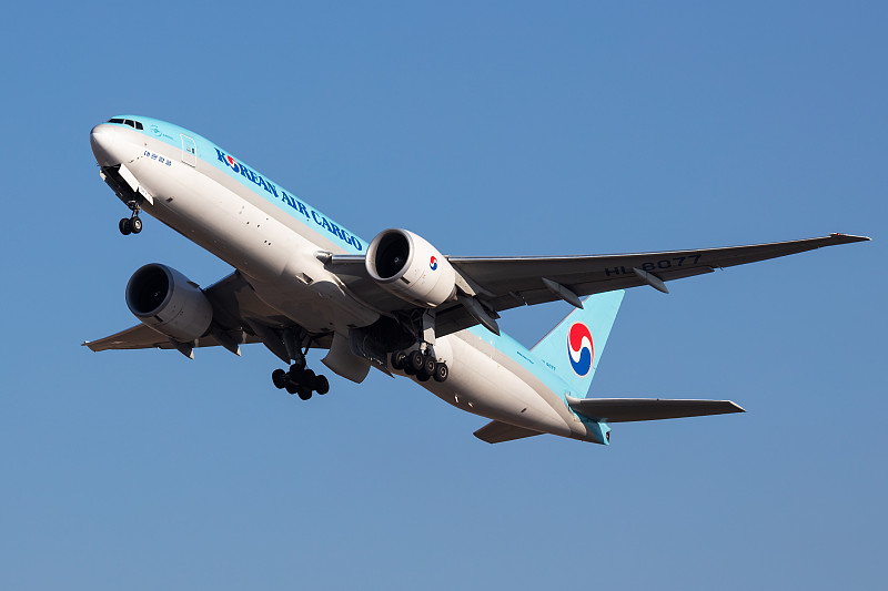 中国广州到美国辛辛那提(Cincinnati)的插线板转换头使用国际空运11天配送到