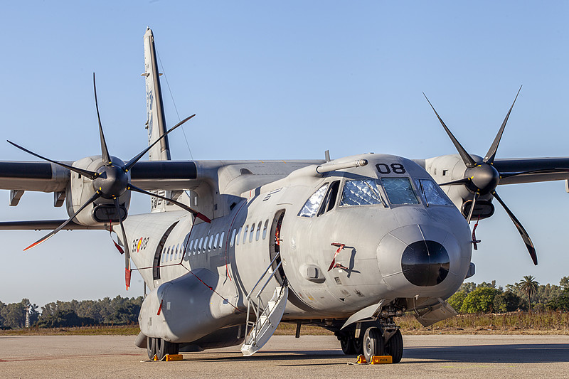 中国西宁至美国罗克兰(Rockland)的铝材采用飞机运输9天内配送到