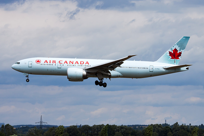 海澜之家衬衫借用武汉普货空运配送到美国阿马里洛 海澜之家衬衫借用武汉普货空运配送到美国阿马里洛