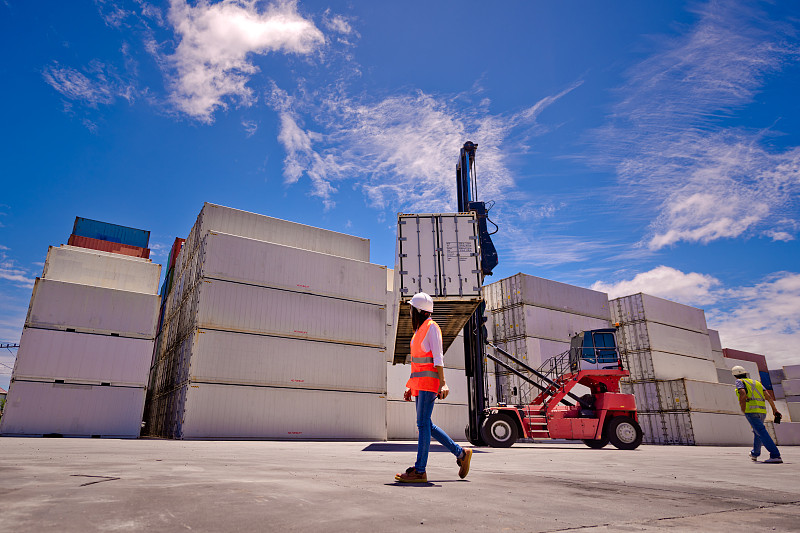 发电设备采取深圳海上运输及时送达罗利 发电设备采取深圳海上运输及时送达罗利