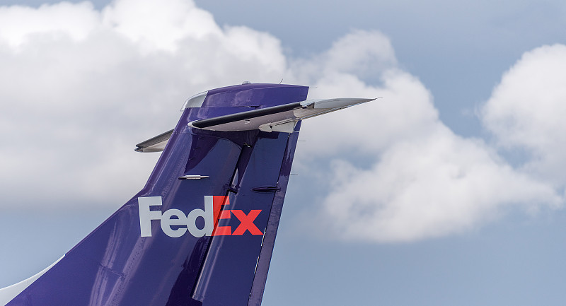 智能手机南京航空快递送达波士顿