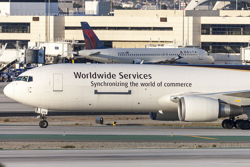 手机防窥膜使用上海国际海空联运安全送达美国普罗维登斯(Providence)