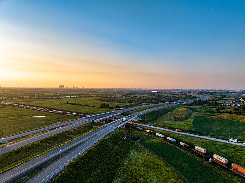 施耐德钢笔采用天津空运派送配送到美国格尔夫波特(Gulfport)