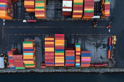 乐器采用中国高雄散货船运输快速送达博兹曼