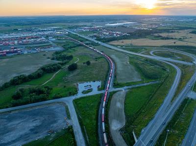 上海硅钢片使用空运物流专线6天内送到美国印第安纳波利斯