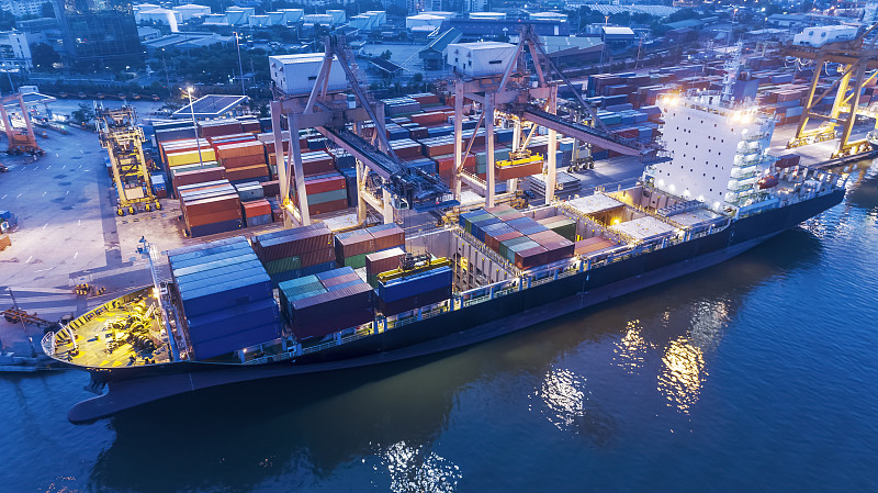 印尼财长关注中国烟草进口激增,将调整税收政策保护本土产业 印尼财长关注中国烟草进口激增,将调整税收政策保护本土产业