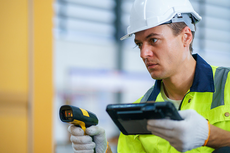 全国首辆“AI”外卖配送车，在武汉首发