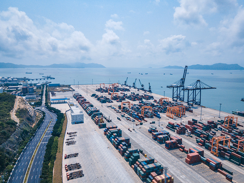 DHL在卡达自由区启用新物流枢纽,强化海湾地区空运拼箱服务DHL国际快递