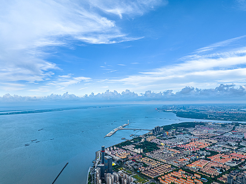 重庆“千里轻舟”货运班轮常态化运行上海国际货运