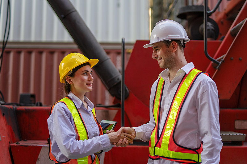 从自动化装卸到畅通“北粮南运”,粮食大枢纽以智取胜